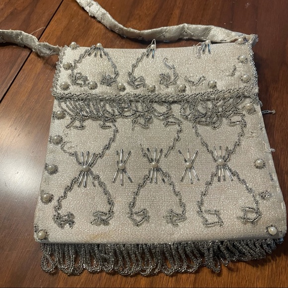 Vintage Handbags - Vintage Beaded Purse